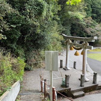 お疲れ様でした〜
昔の記憶もかなり怪しいのですけど、こんなだったかな〜？って感じでした。
モノレールがあったりゴンドラがあったりと、あんまり有り難み感じなかったのは私だけ？？