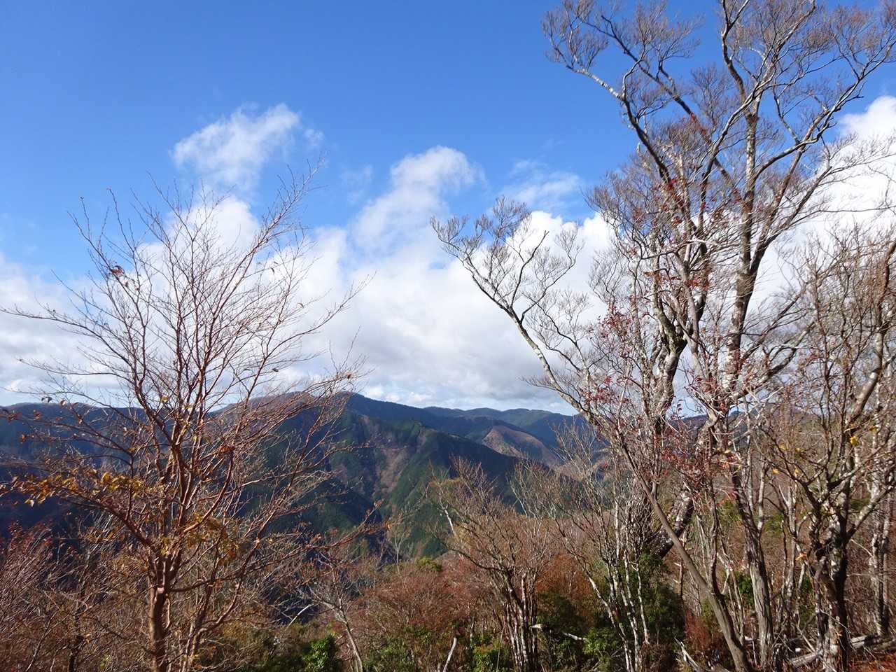 天気が回復してくれたから、遠くの山まで見る事が出来ました。