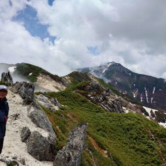振り返って大天井岳と✨