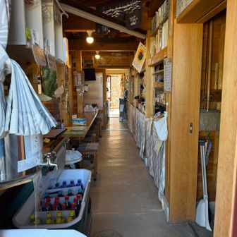 塩見小屋の中かなり綺麗
きな粉とあんこのおはぎが美味しそう
食べればよかった