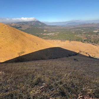 『子にぎり影』も見れた事だし下山します。いい景色をありがとう。