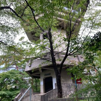 そのまた上にある展望台