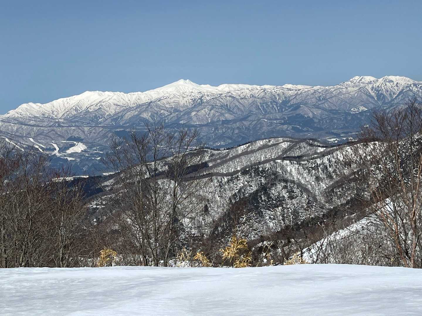 白山を見ながら休憩、