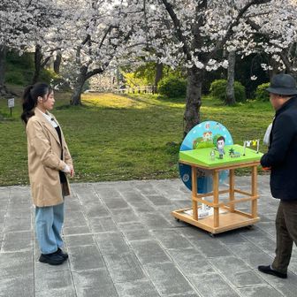福岡のお天気お姉さんいてる☀️🥰
「本番1分30秒前！」て声がかかりました🎥

僕は1分も待てません🏃💨