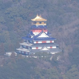 「伊勢忍者キングダム」にある「安土城」の原寸大の復元