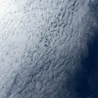 雲が秋っぽいなぁと一枚