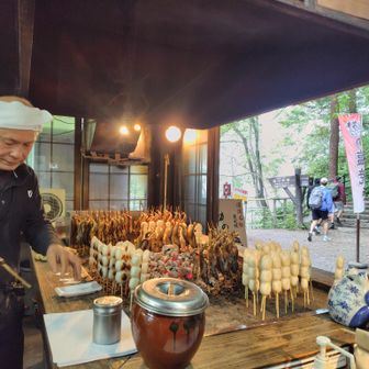 久しぶりに湯滝のお茶屋さんで鮎焼き頂きました！