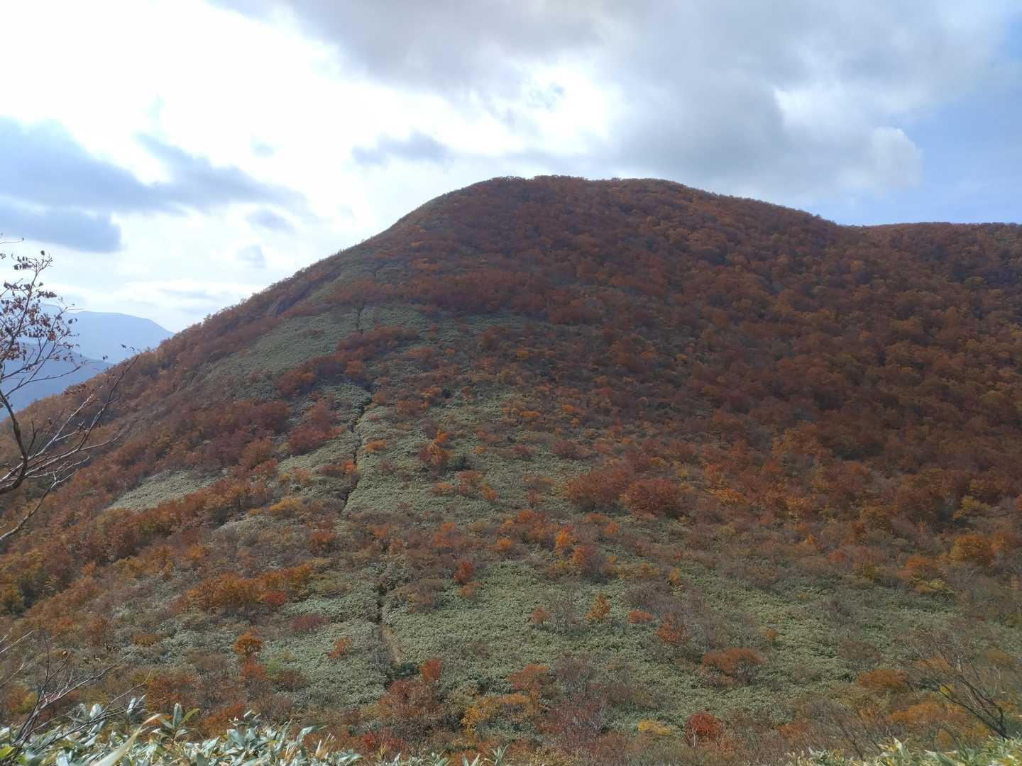 山形神室へ