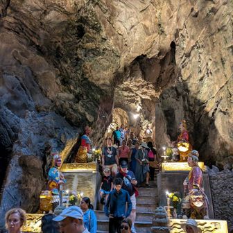 トロッコはないかな??

私の脳内はインディー・ジョーンズのテーマソングがずっと流れてます🤠