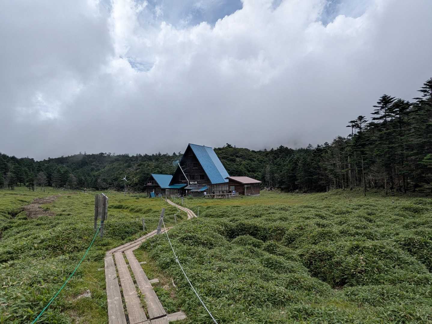 縞枯山荘