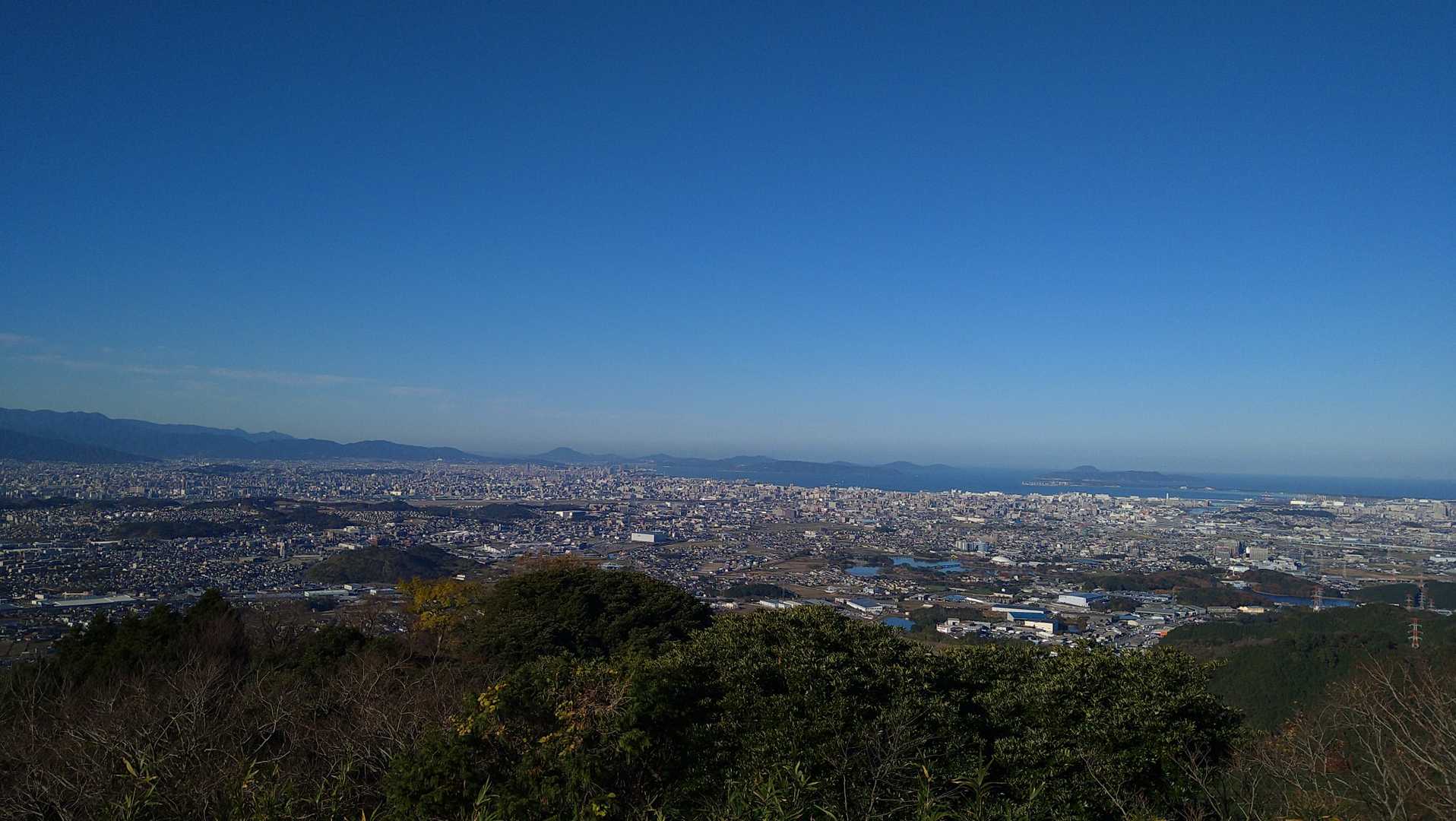 展望台より
博多湾がこんなに近い！