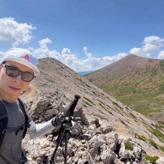 シモフリ山と吾妻小富士
