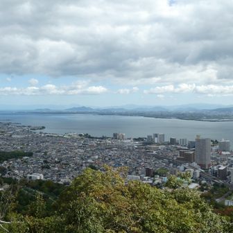 琵琶湖の絶景広がる。