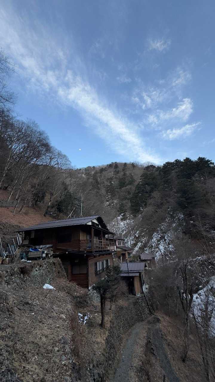 三条の湯到着、予定より1時間遅れでした