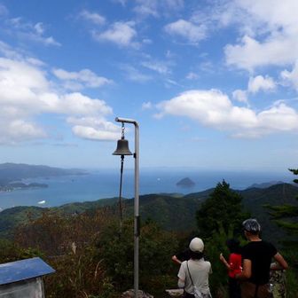 皆さんも海を見ながら、しばし休憩😌