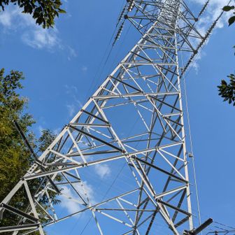 鉄塔の所から玖波山をパスする分岐あり。