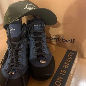 全身mont-bell