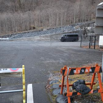 はーい。
車まで帰ってきましたぁー
お疲れ様でーす