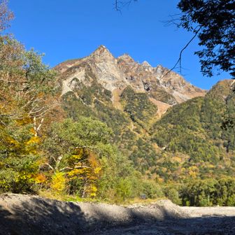 明神岳
存在感が有る✨