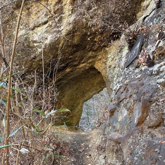 第四石門に比べるとかわいい第三石門。