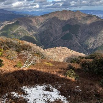 少し雪❄️残ってる