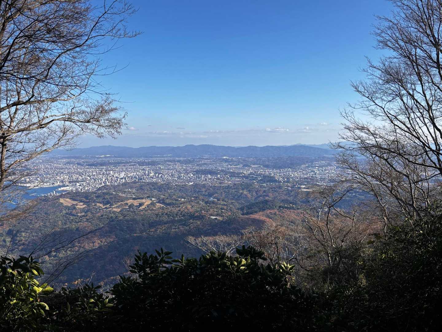 小さくクラサスドームが見える