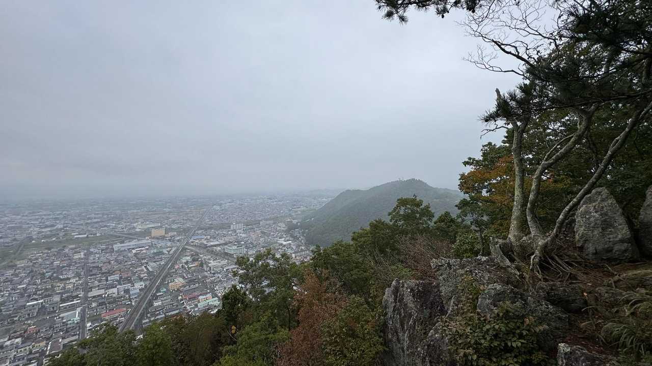 信夫山、ツインピークプチ縦走 の写真 11