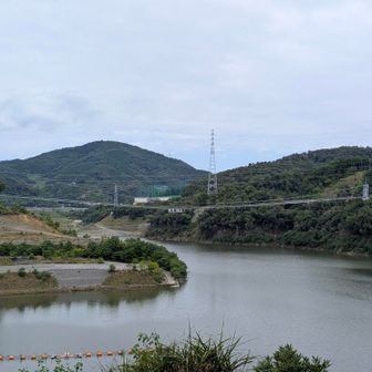 ダムパークいばきた
湖上に架かる吊り橋が見える。歩行者専用の吊り橋としては日本最長とのこと。全長420ｍ。有料とのことなので渡りませんでしたが😅