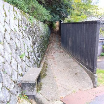 下山口の音羽台住宅地、標識等なし