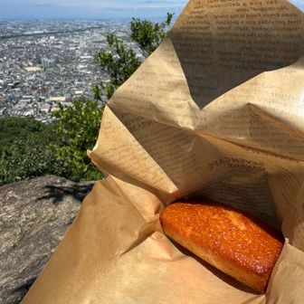食後はフィナンシェ！
セブンイレブンの出来たてフィナンシェ😋
これめっちゃ美味しくておすすめです👍