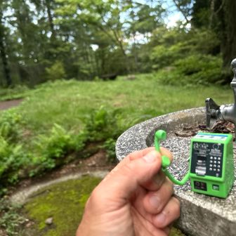 あっ、公衆電話☎️❣️

もしもし、🚰出ないよォ😂⤵️

例のアレ、速達、宜しくな‼️