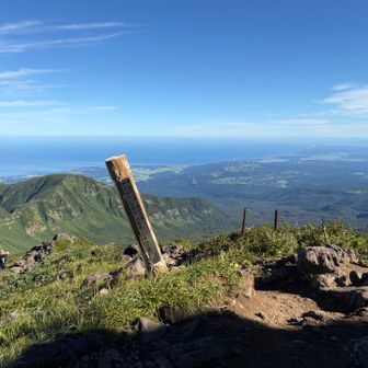 木陰で休憩
これから登る人は暑そうだ💦