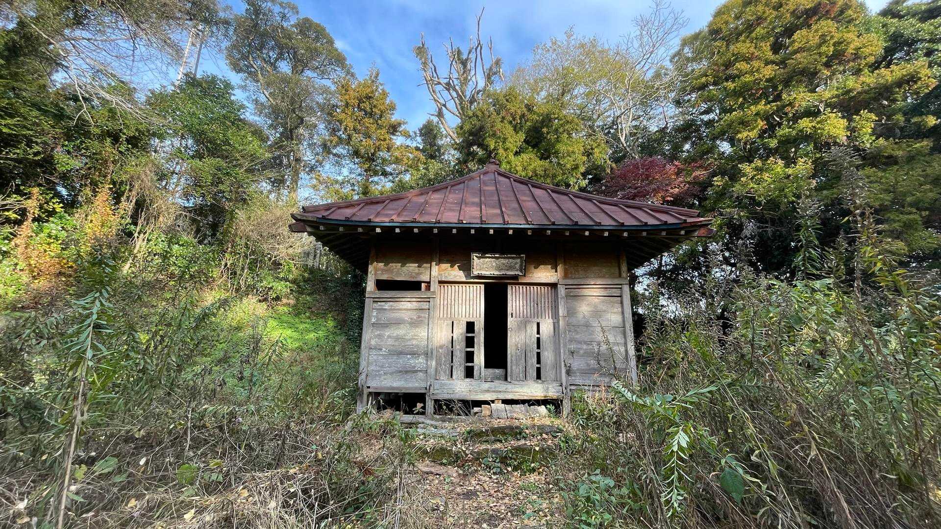富山南浦峰に到着した時、ふと思い出した。
「あ、ここ昔来たことある！」って。
