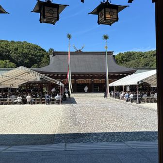 内拝殿で儀式が行われていました