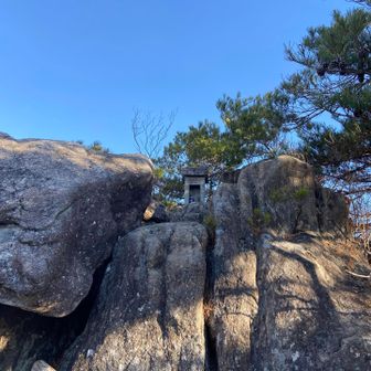 🙏🏻
このあと、登山道がわからずウロウロ