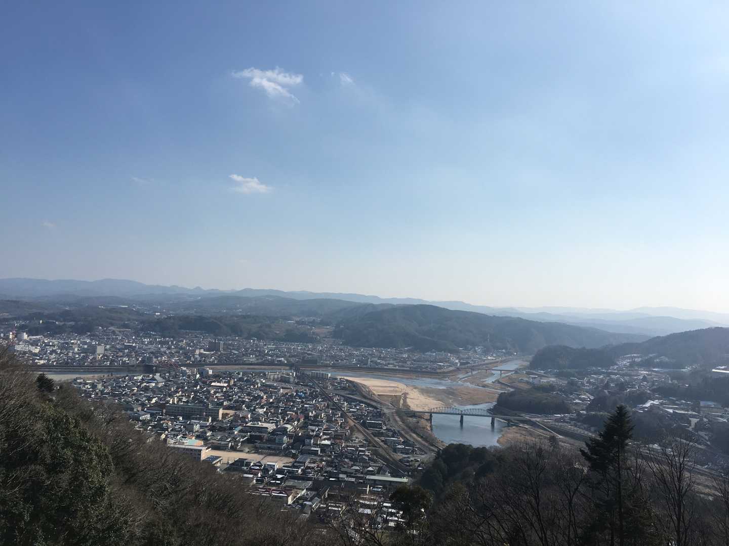 手前に祝橋
その奥に寿橋