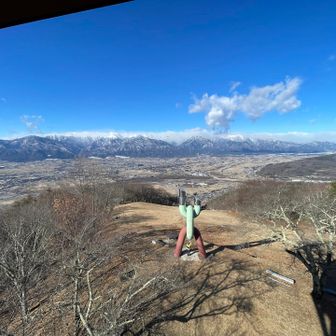 展望台から
何をモチーフにしたオブジェなのか、、