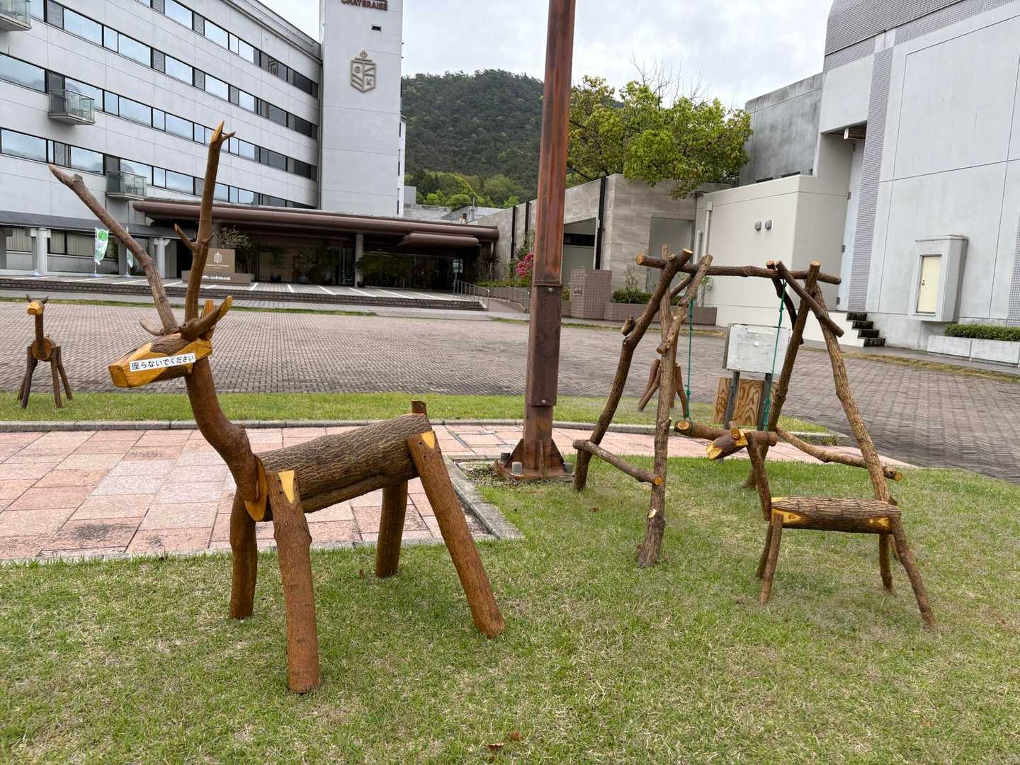 シカのオブジェ🫎と