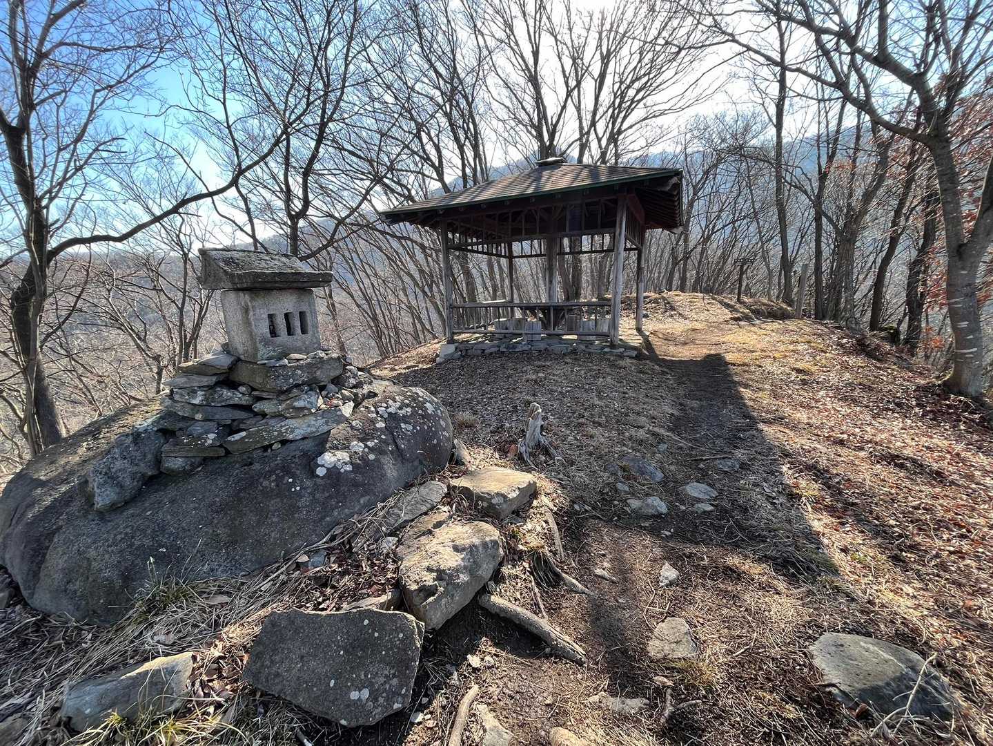 雁田山登山道入口-雁田山-雁田山公園ハイキングコース入口 周回コースの写真