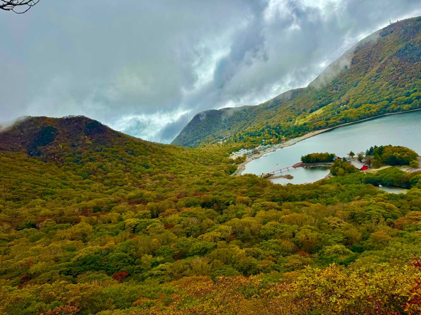 あかぎ広場前バス停-黒檜山登山口-黒檜山-駒ヶ岳-赤城駒ヶ 周回コースの写真