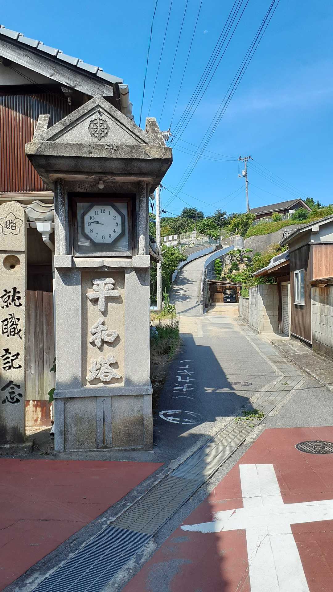 JAの脇を入る