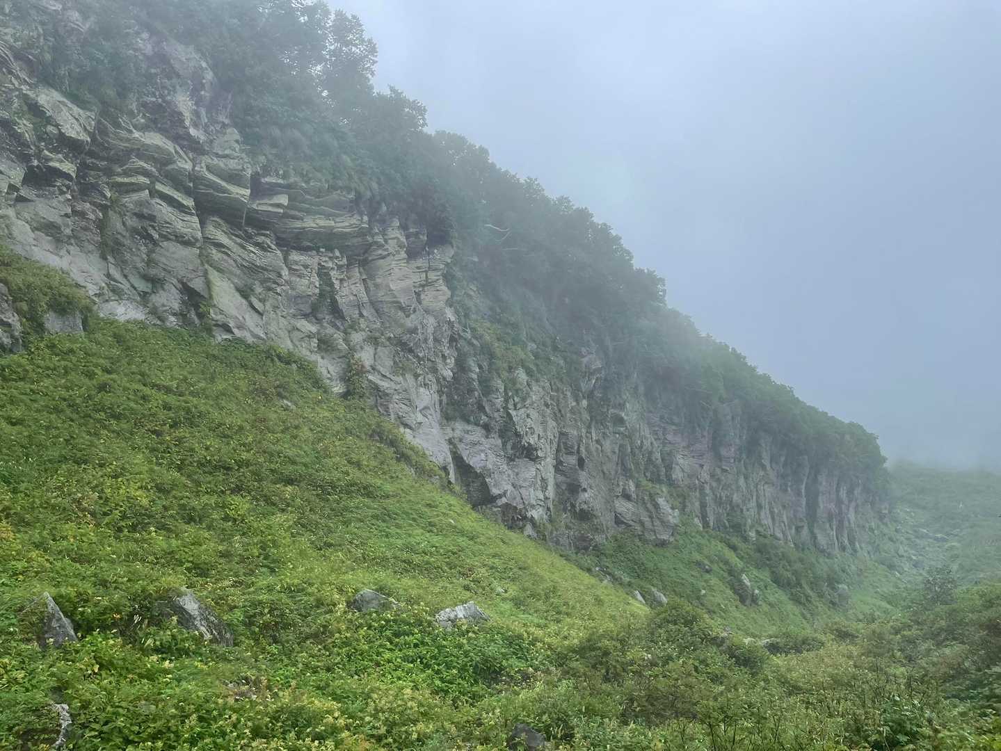 屏風岩
