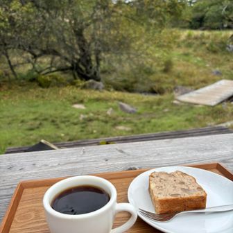 パウンドケーキとコーヒー😋