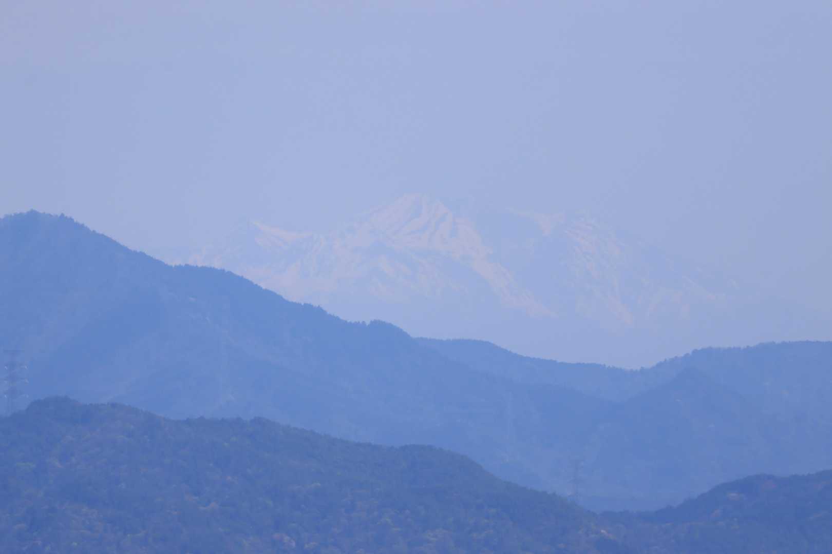 御嶽山も薄ら見えていました。