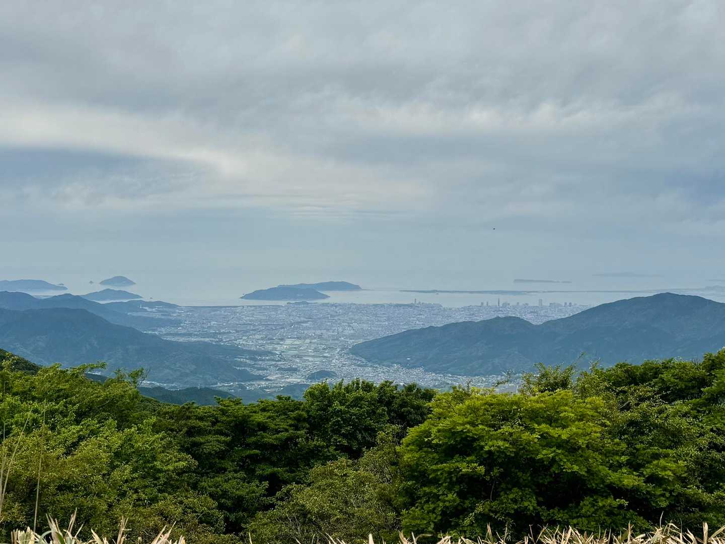 椎原峠登山口-椎原峠-唐人の舞-矢筈峠-脊振山 周回コースの写真