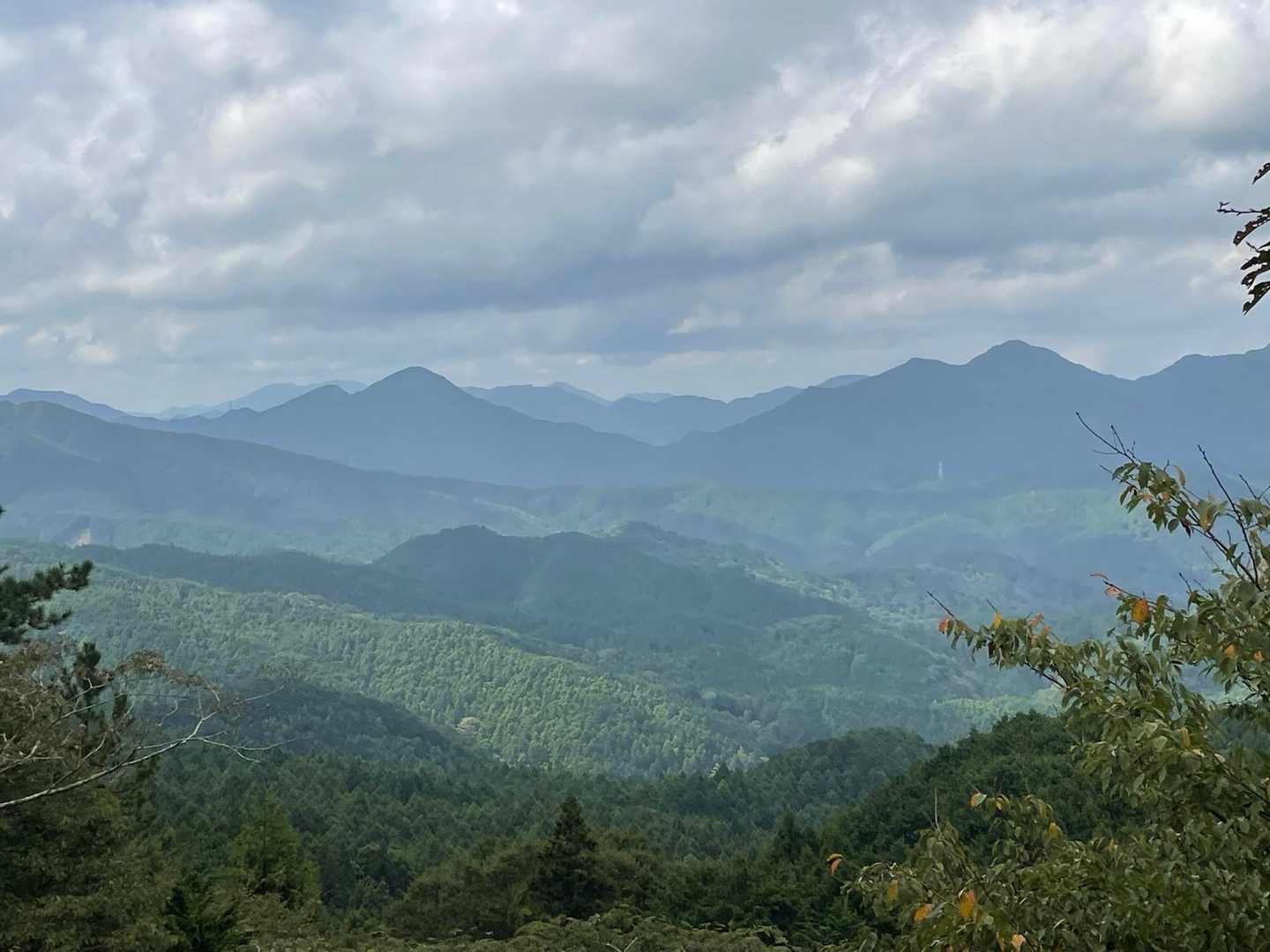 ってことで✋
これにて三重の東海百山は残り5座⛰
雪が降る前に年内クリアしたいな( *˙ω˙*)و