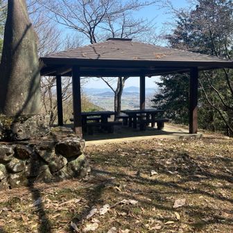 展望台に到着。
水分補給を忘れずに。