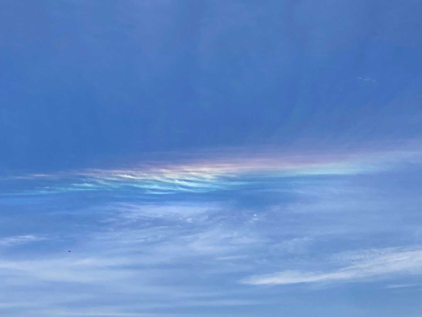 唐迫岳山頂にて。偶然現れた瑞雲。😍