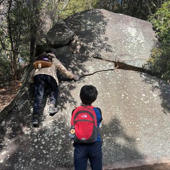 スヌーピー岩と勝手に名付けました
(無茶はやめましょう)