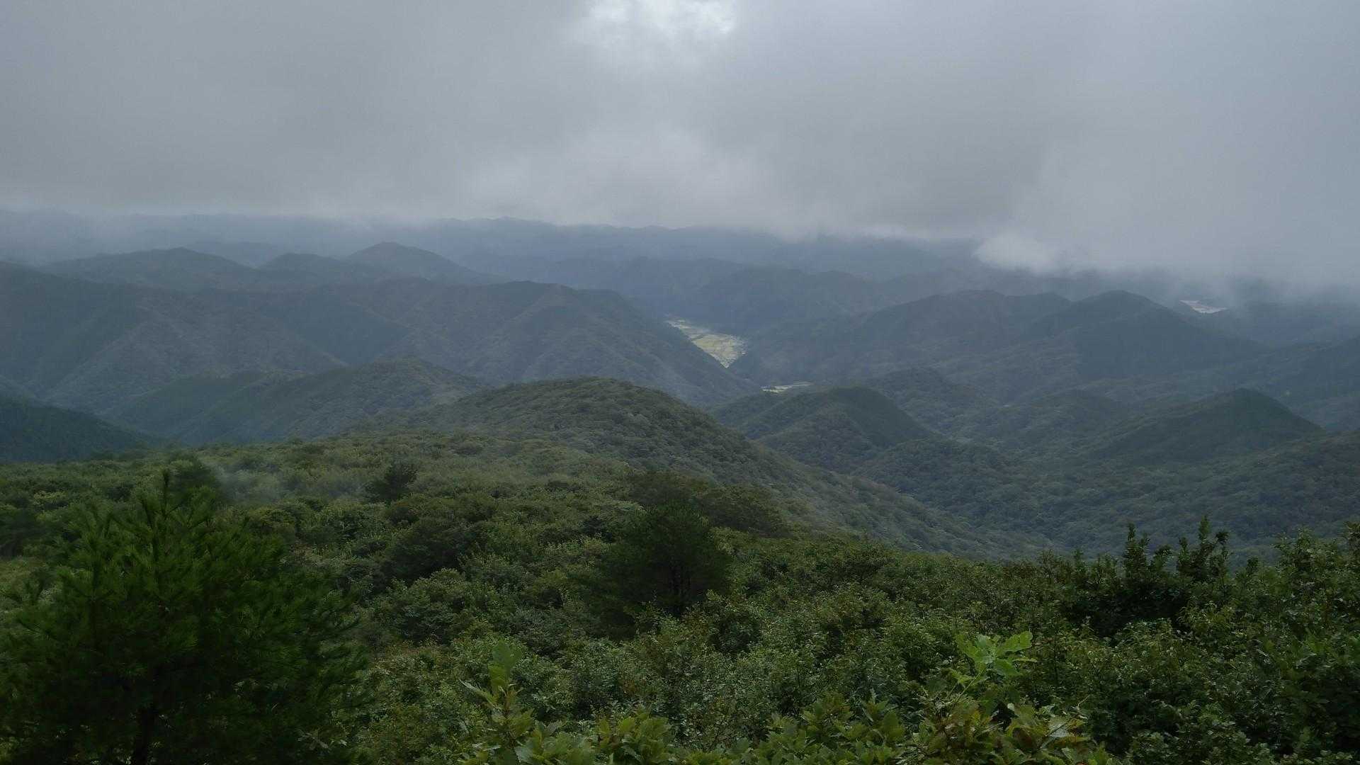 吾妻山ロッジ駐車場-吾妻山 周回コースの写真